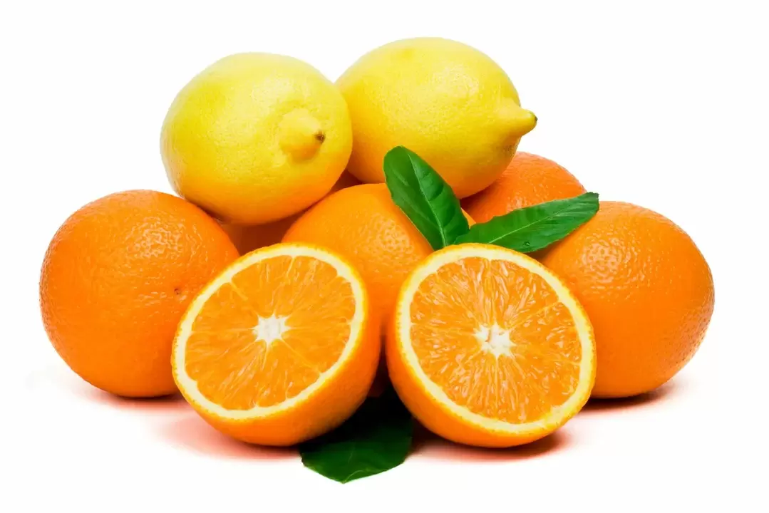 Citrons un oranžs potenci